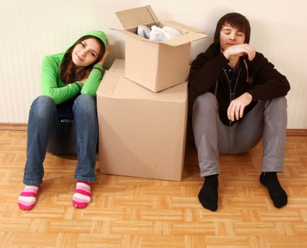 Local moving van for student removals in Millhill