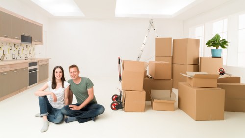 Local student removals service supporting moves around Mill Hill