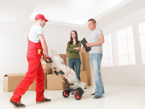 Accepted payment methods for Man And Van Millhill