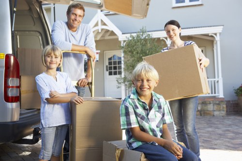 Screen-reader friendly website support for Mill Hill moving services